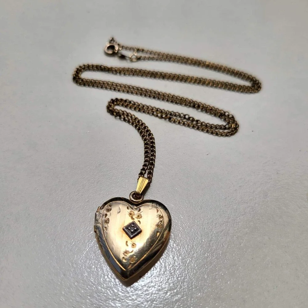12K Gold Filled Diamond Heart Locket Necklace Vintage Etched Floral - Picture 2 of 10